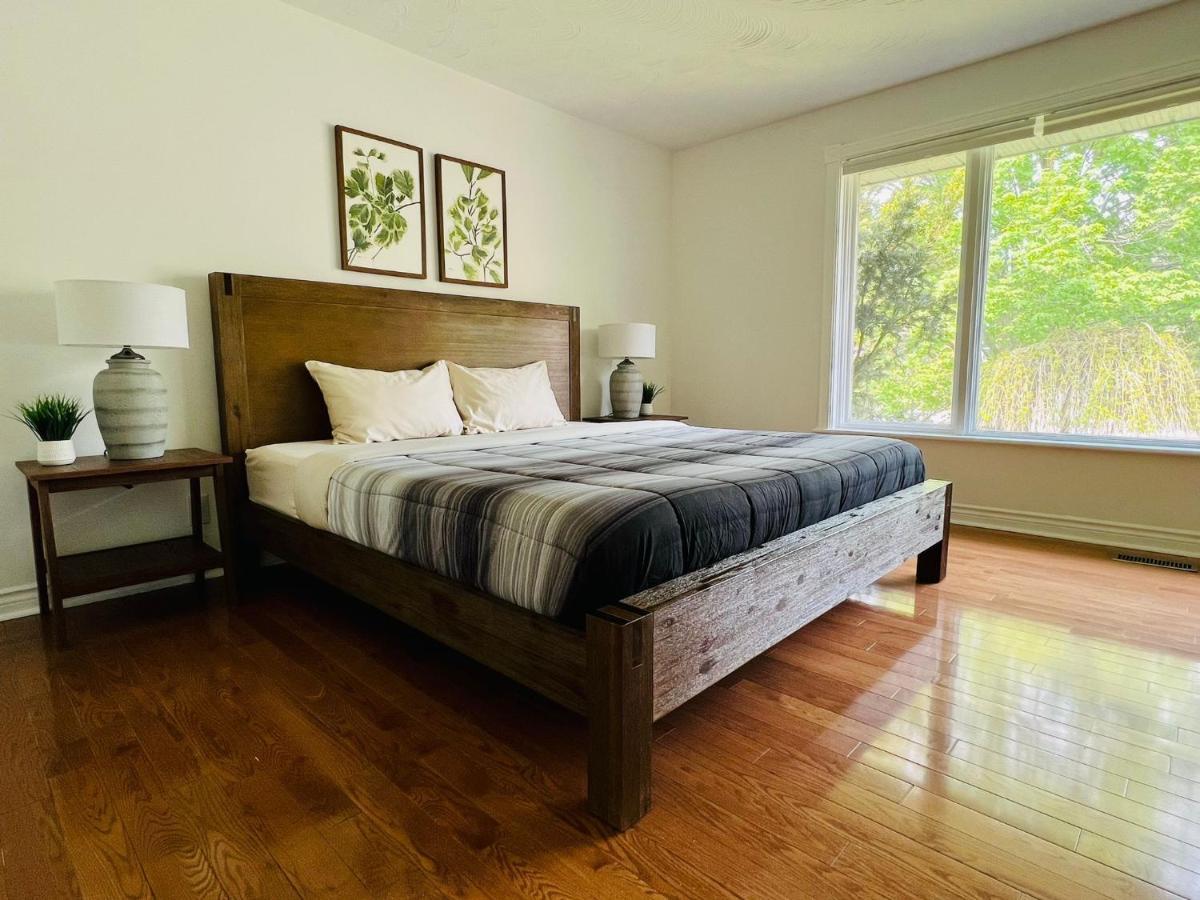 Letitia Heights !g Stylish And Spacious Private Bedroom With Shared Bathroom *