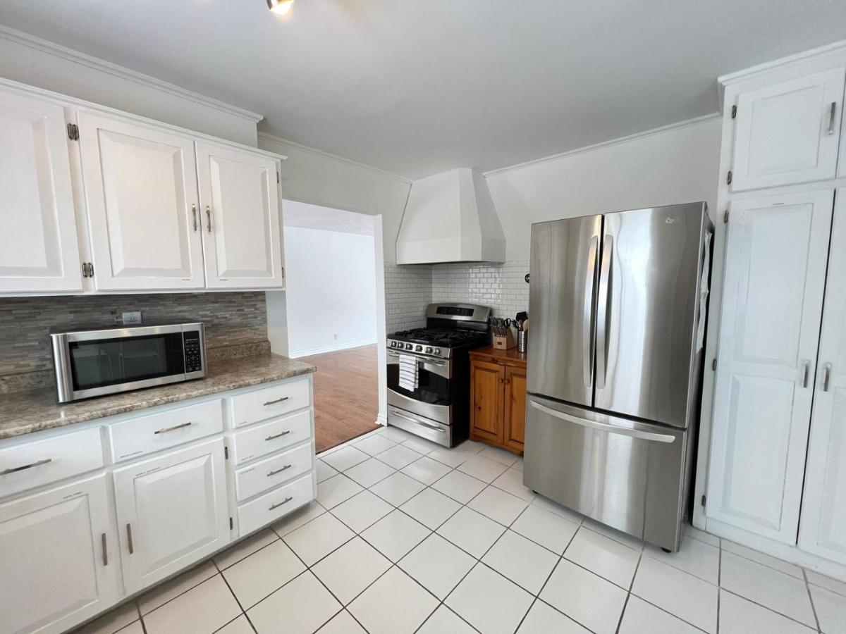 Letitia Heights !g Stylish And Spacious Private Bedroom With Shared Bathroom *